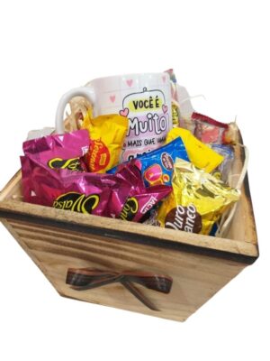 Cesta de Chocolates Com Caneca